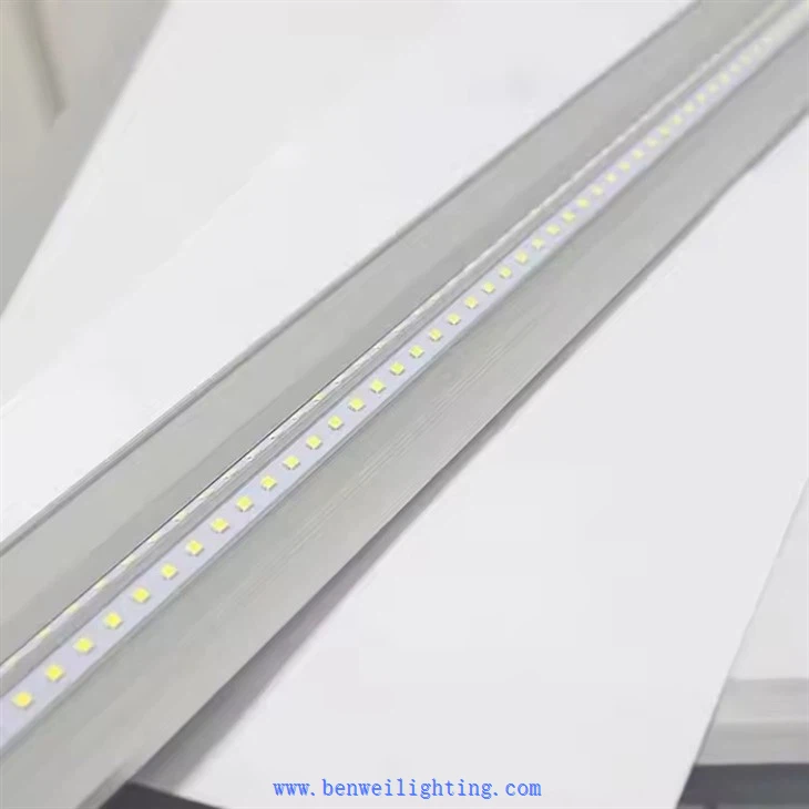 Led Batten Light 110-277V 15W 5000K