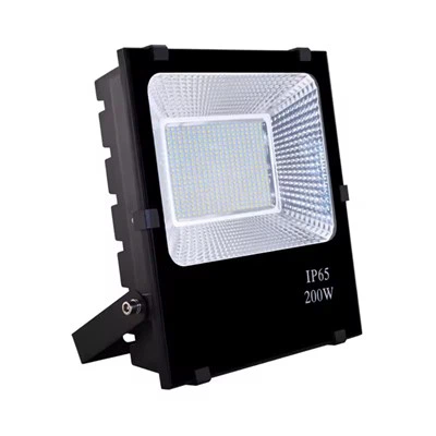 Ki ap dirije floodlight pou jaden