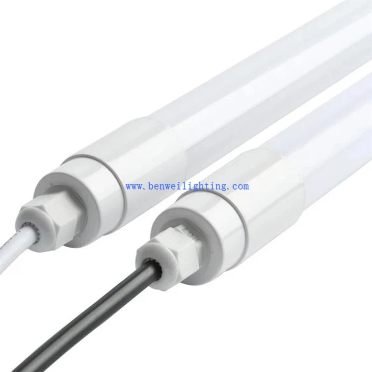 Water-resistant Ranch Light (4)